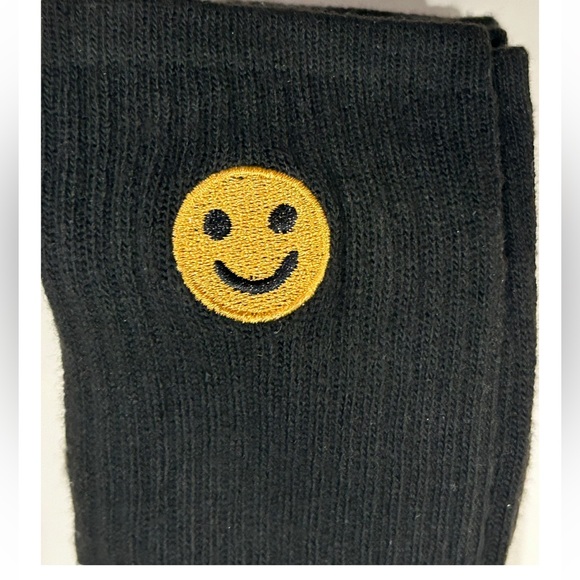 Zoo York Crew Socks 3 Pair Men 6-12 Black w Embroidered Emoji Face Logo Skate NY - Picture 3 of 12